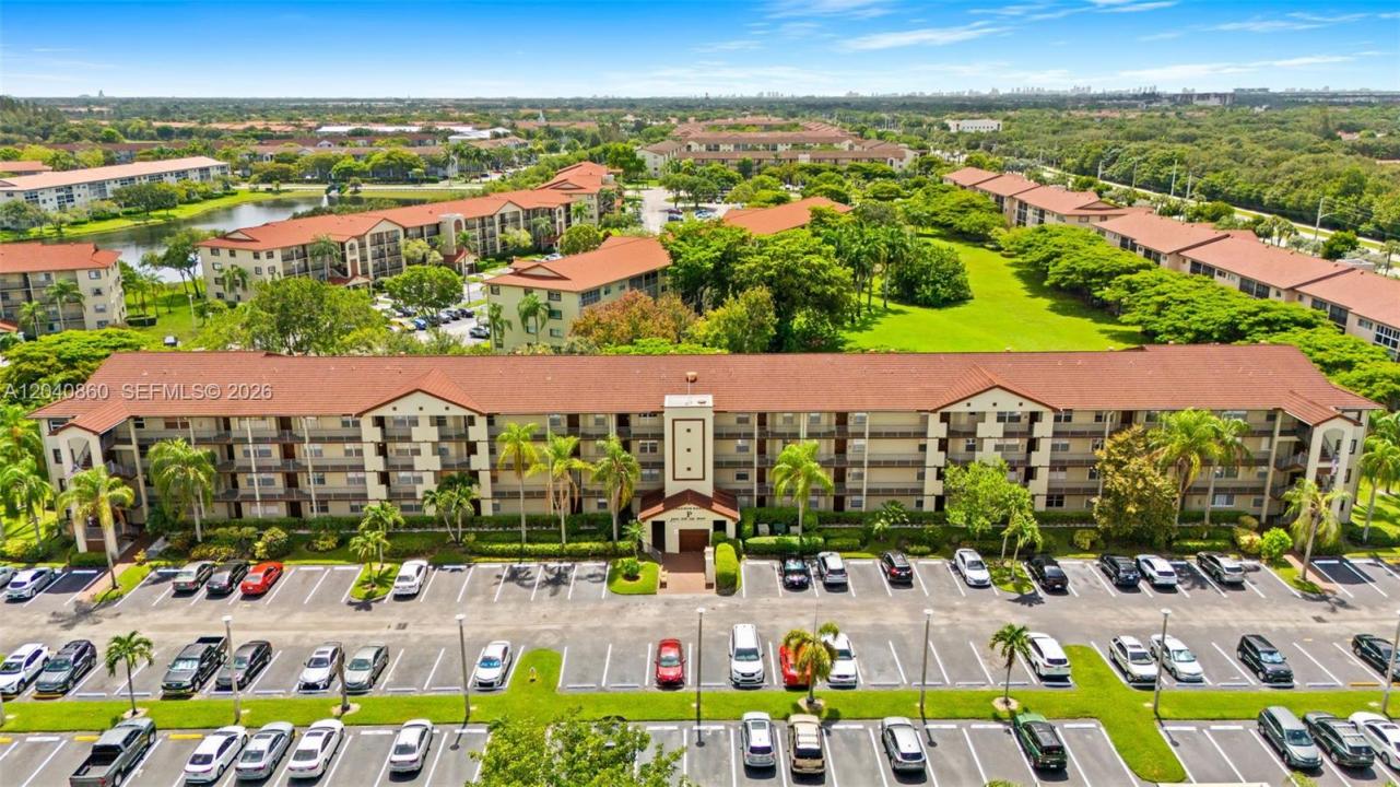 1501 SW 131st Way 405P, Pembroke Pines, Florida 33027, Stati Uniti