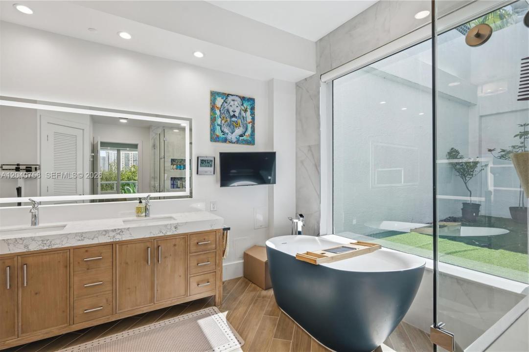 16400 Collins Ave TH-4, Sunny Isles Beach, Flórida 33160, Estados Unidos