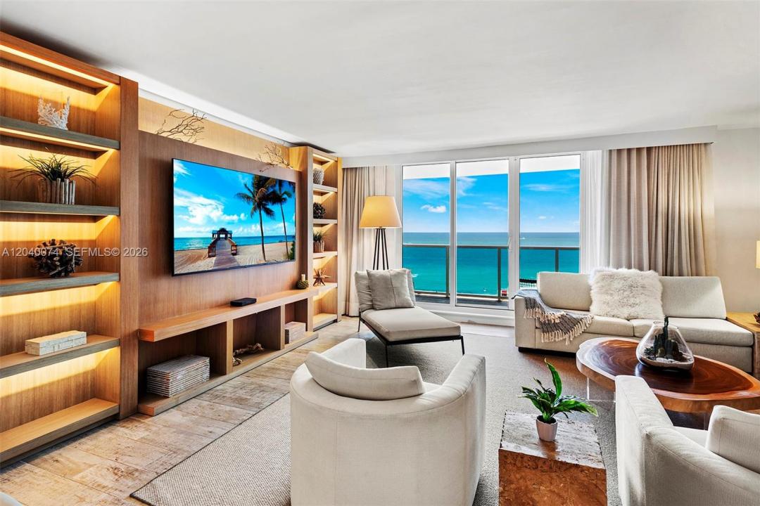 102 24 1222, Miami Beach, Florida 33139, USA