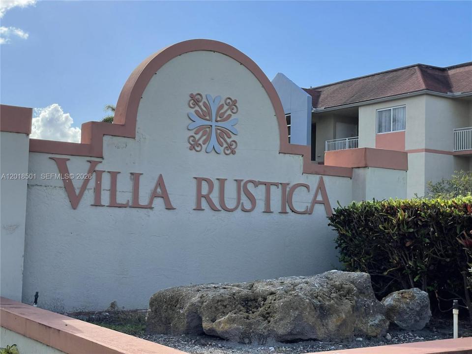 18890 NW 57th Ave 207, Hialeah, Floryda 33015, USA