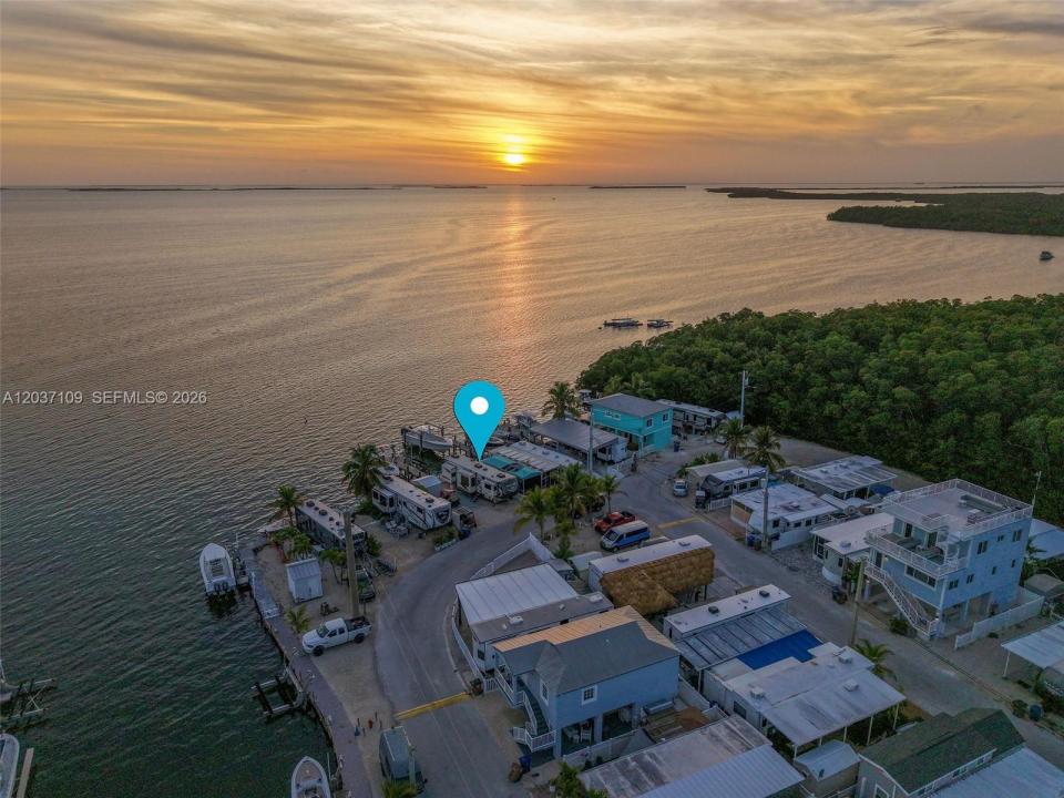 325 Calusa St, Key Largo, フロリダ 33037, アメリカ合衆国