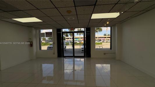 3960 W 16th Ave 204, Hialeah, Florida 33012, USA
