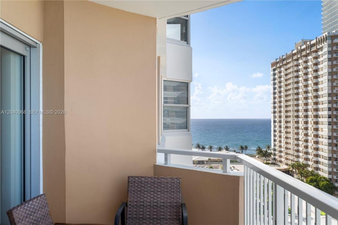 1965 S Ocean Dr 11E, Hallandale Beach, Florida 33009, Stati Uniti