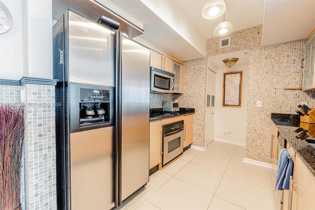 325 S Biscayne Blvd 3821, Miami, Florida 33131, Stati Uniti