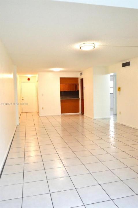 1910 W 56th St 3312, Hialeah, Florida 33012, USA