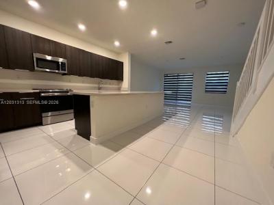 15818 NW 91st Ave 15818, Miami Lakes, Florida 33018