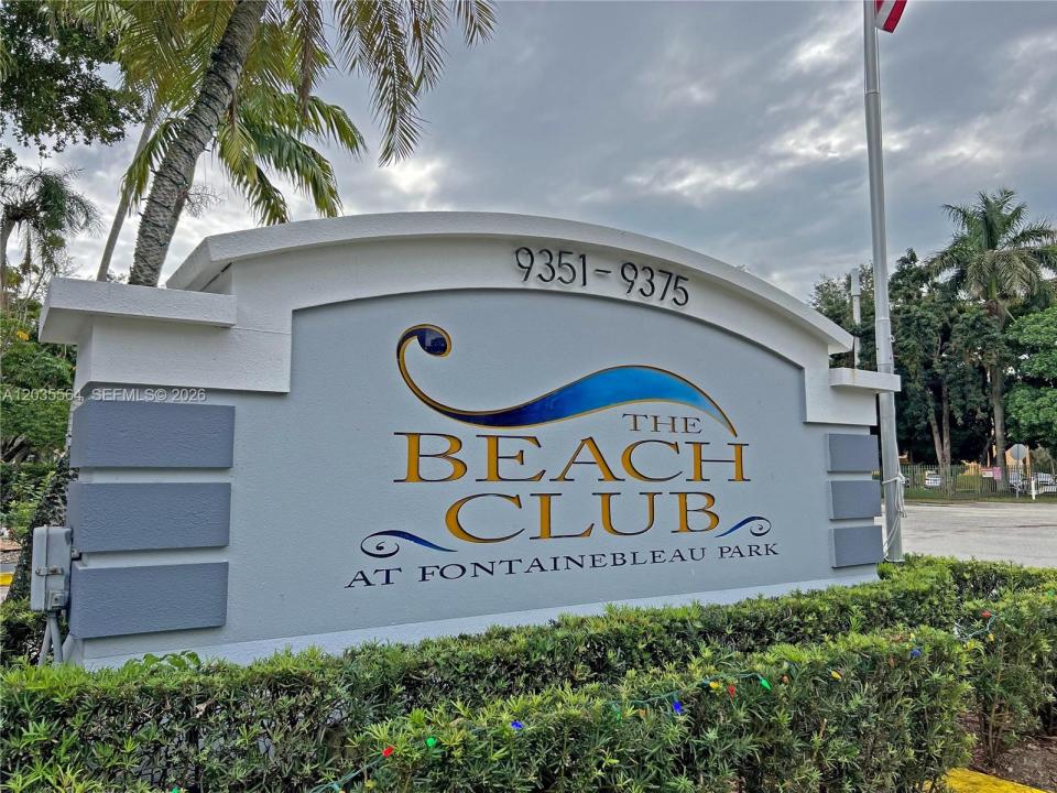9351 Fontainebleau Blvd B403, Miami, Floride 33172, États-Unis