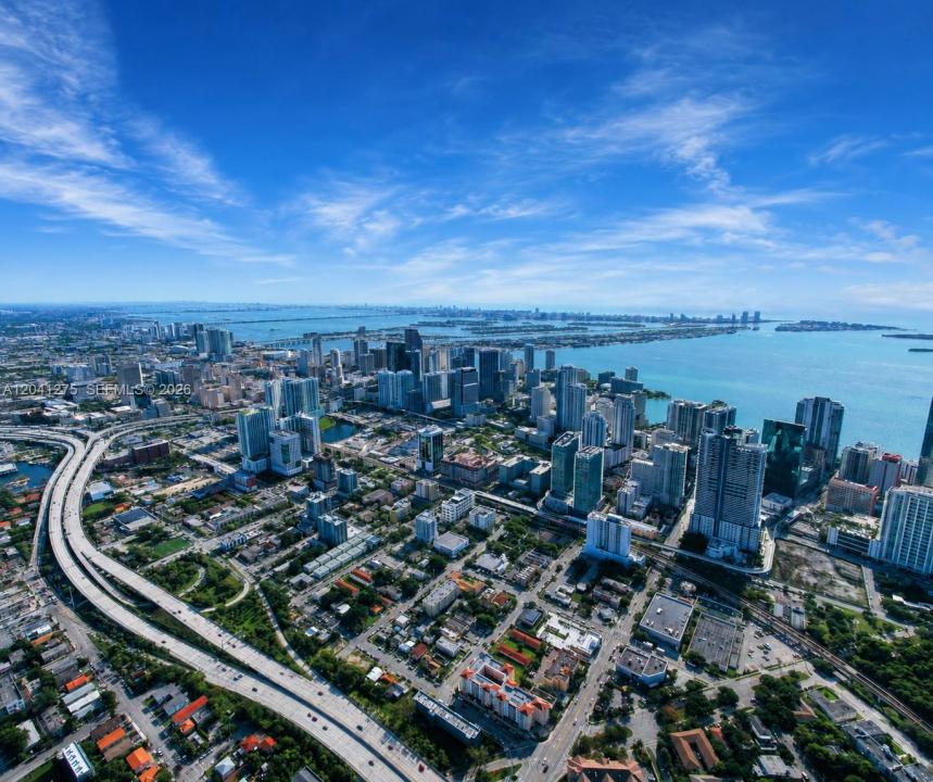 1111 SW 1, Miami, Florida 33130, USA