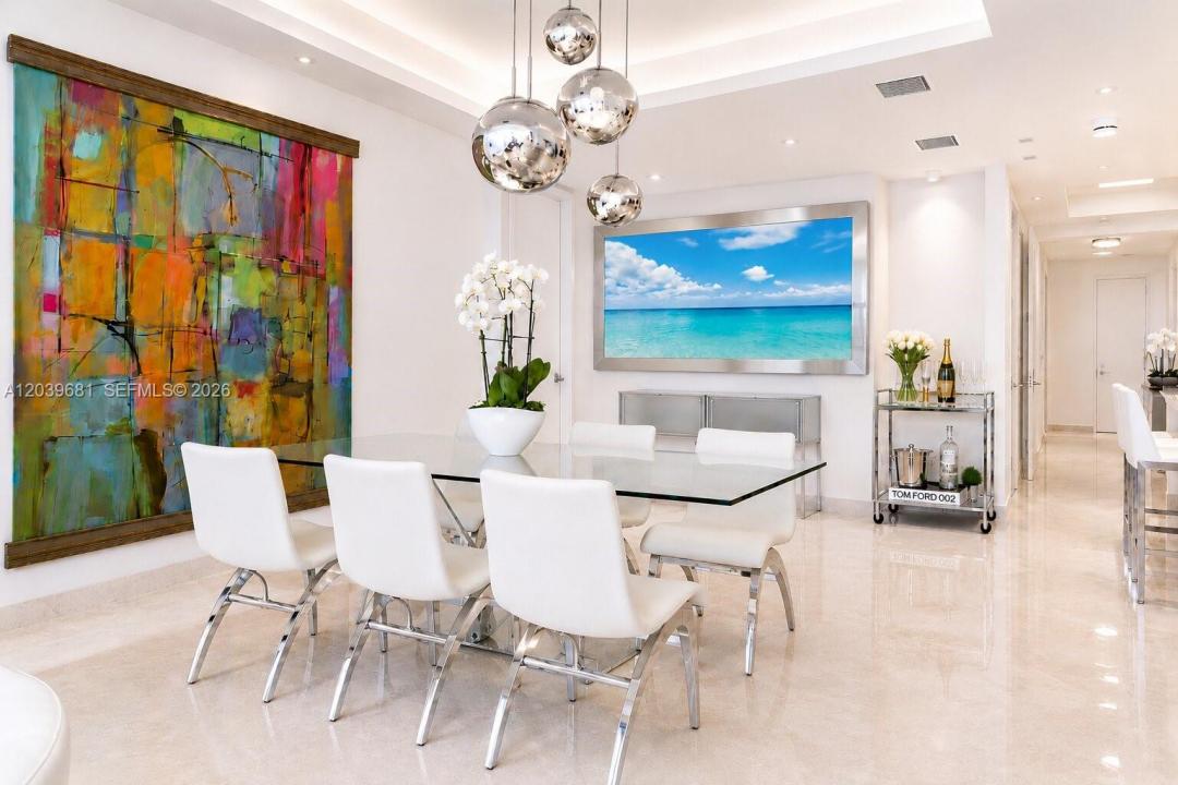100 S Pointe Dr 1507, Miami Beach, Floryda 33139, USA