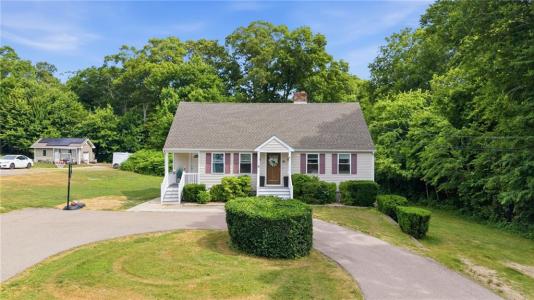 14 Branberry Drive, Westerly, Rhode Island 02891, USA