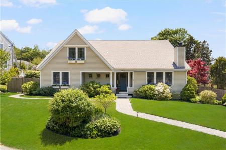 5 Maloney Lane, Middletown, Rhode Island 02842, USA
