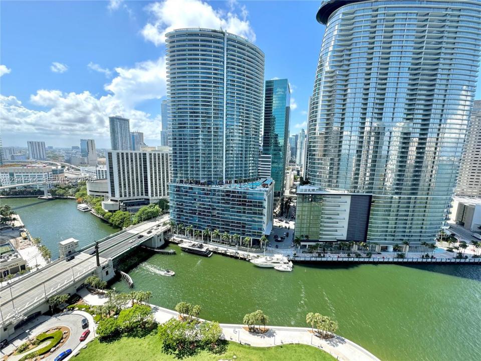 475 Brickell Ave 2512, Miami, Florida 33131, Stati Uniti