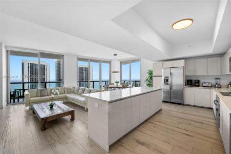 2600 E Hallandale Beach Blvd T3001, Hallandale Beach, Florida 33009, Estados Unidos