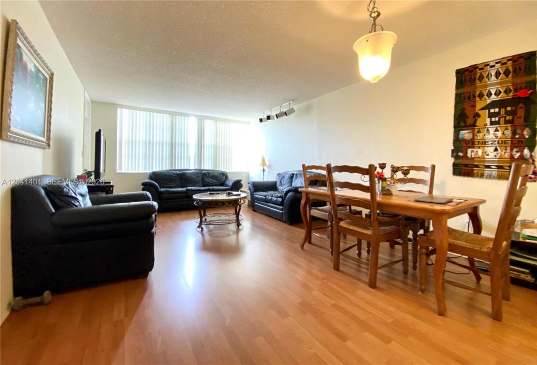 1300 Saint Charles Pl 420, Pembroke Pines, Floride 33026, États-Unis
