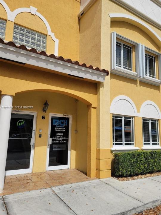 12905 SW 132nd St 6, Miami, Florida 33186, Stati Uniti