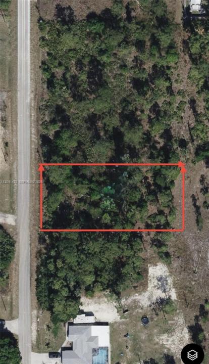 1012 Henry Ave., Lehigh Acres, Florida 33972, USA