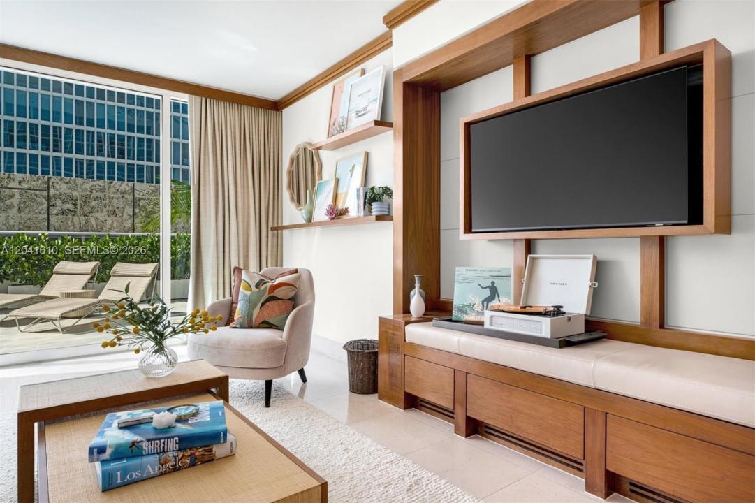 6801 Collins Ave DOOR 606, Miami Beach, Floride 33141, États-Unis