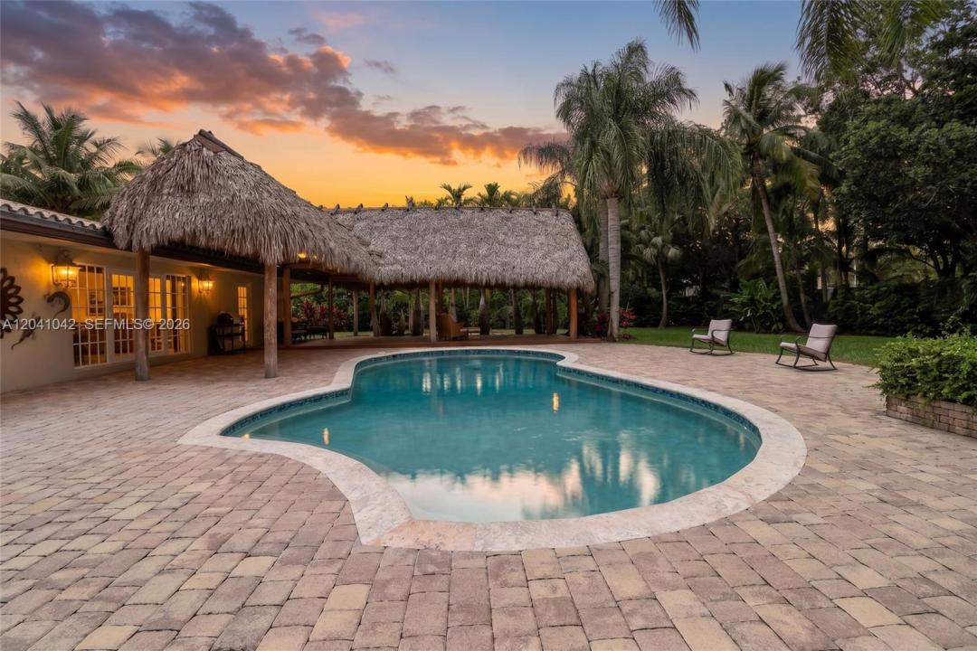 15144 SW 72nd Ct, Palmetto Bay, Florida 33158, USA