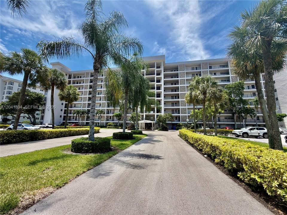 3200 N Palm Aire Dr 710, Pompano Beach, Floride 33069, États-Unis