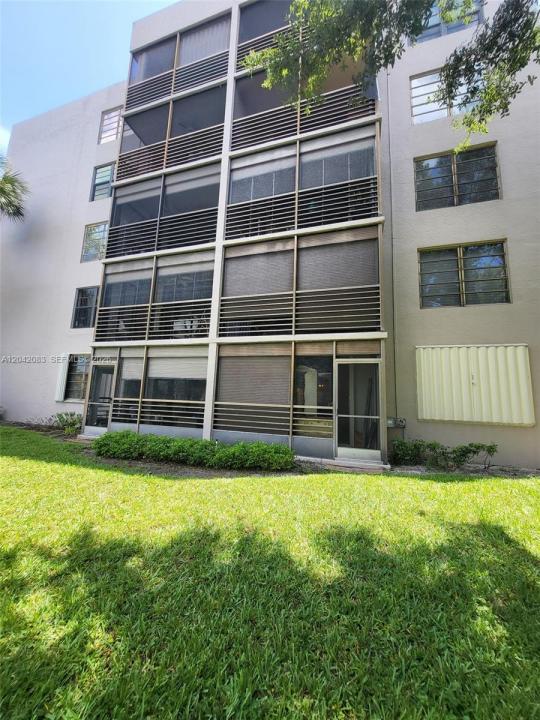900 Colony Point Cir 107, Pembroke Pines, Florida 33026, Stati Uniti