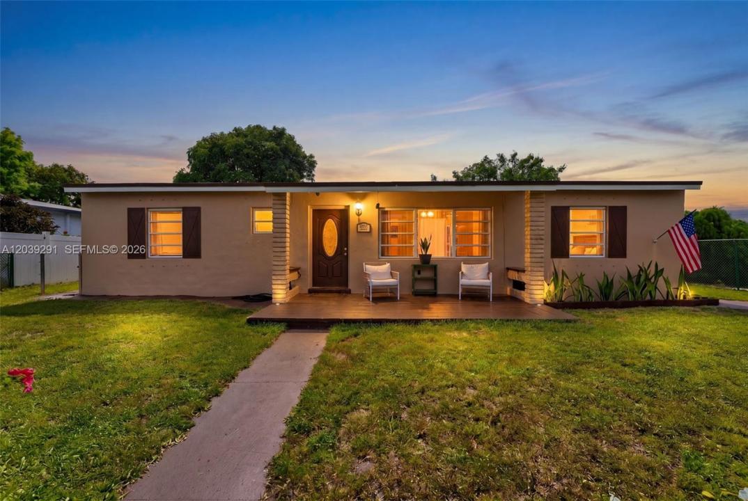 15535 NW 27th Pl, Miami Gardens, フロリダ 33054, アメリカ合衆国