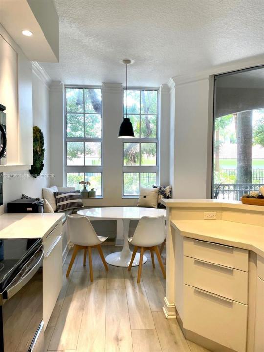 3001 NE 185th St 123, Aventura, Florida 33180, Stati Uniti
