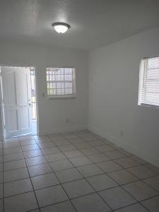 1345 NW 55th St 2, Miami, Florida 33142, USA
