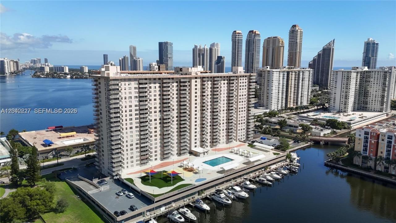 250 174th St 1211, Sunny Isles Beach, Florida 33160, Stati Uniti