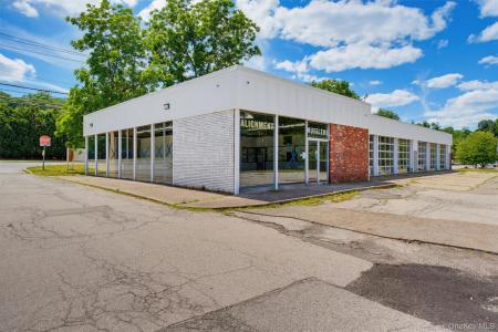 1375 East Main Street, Yorktown, New York 10588, États-Unis
