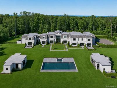 199 Lattingtown Road, Oyster Bay, New York 11560, USA