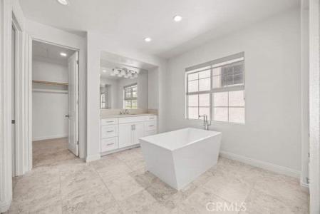 Heritage Oak, Lake Forest, Californie 92679, États-Unis