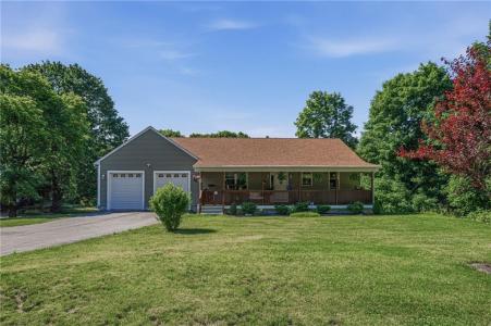 585 East Avenue, Burrillville, Rhode Island 02830, USA