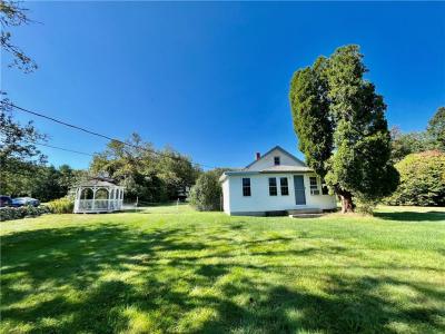 27 South Shore Road, Little Compton, Rhode Island 02837, USA