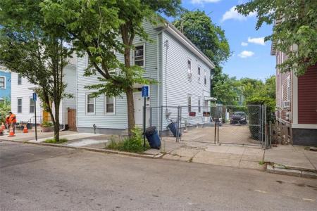 33 wood Street, Providence, Rhode Island 02907, USA