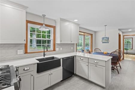 157 Tara Lane, Woonsocket, Rhode Island 02895, HOA KỲ