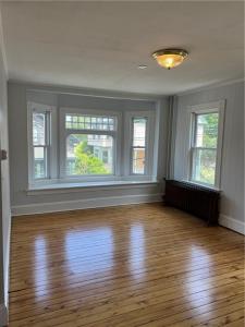 15 Warner Street 2, Newport, Rhode Island 02840, USA