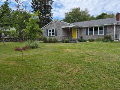 345 Stone Church Road, Tiverton, Rhode Island 02878, USA