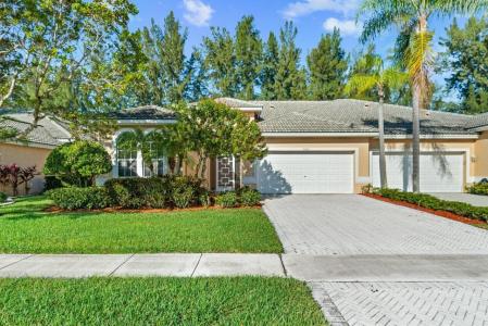 7940 Rockford Road, Boynton Beach, Florida 33472