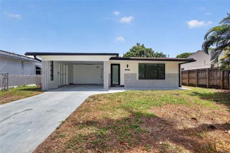 258 SW 8th St, Dania Beach, Florida 33004, USA