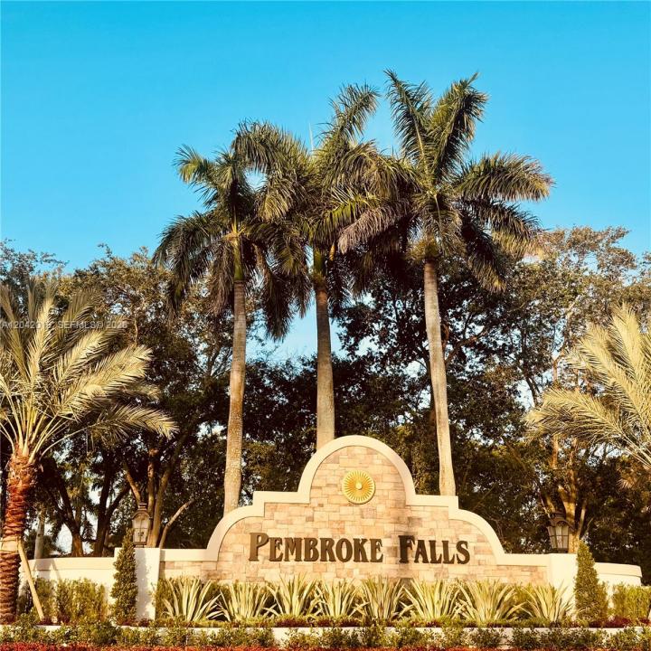 2172 NW 139th Ter, Pembroke Pines, Floride 33028, États-Unis
