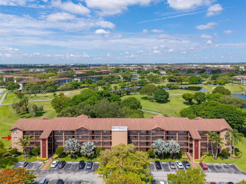 500 SW 130th Ter 301A, Pembroke Pines, Florida 33027, USA