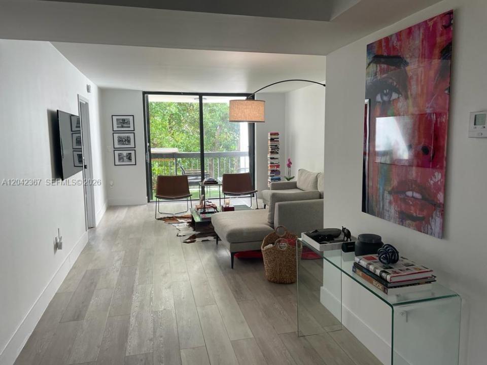 2333 Brickell Ave 314, Miami, Florida 33129, Stati Uniti
