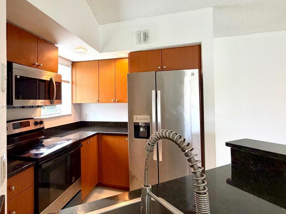 3330 Pinewalk Dr N 1621, Margate, Floride 33063, États-Unis