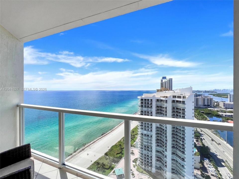 16699 Collins Ave 3309, Sunny Isles Beach, Florida 33160, USA
