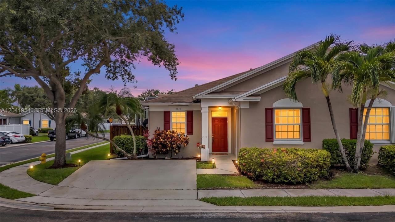 5823 Plum Harbor Cir, Tamarac, Florida 33321, Stati Uniti