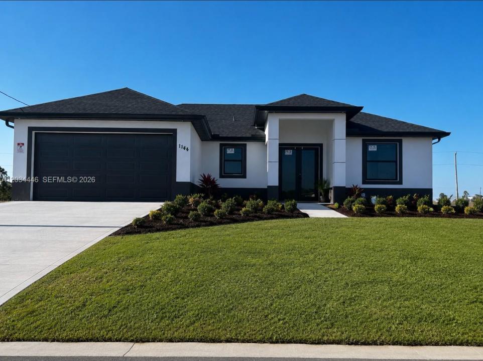 1144 Ecstasy ST E, Lehigh Acres, Florida 33974, Stati Uniti