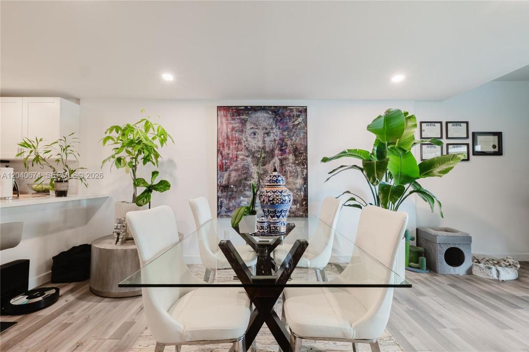 3745 NE 171st St 27, North Miami Beach, 플로리다 33160, 미국