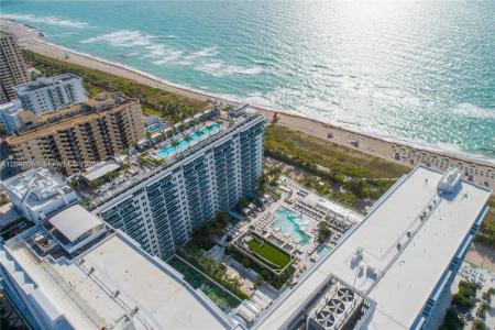 2301 Collins Ave 420, Miami Beach, Florida 33139, USA