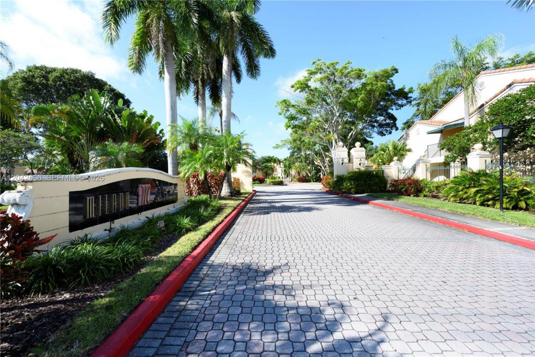 1721 Village Blvd 104, West Palm Beach, Floride 33409, États-Unis