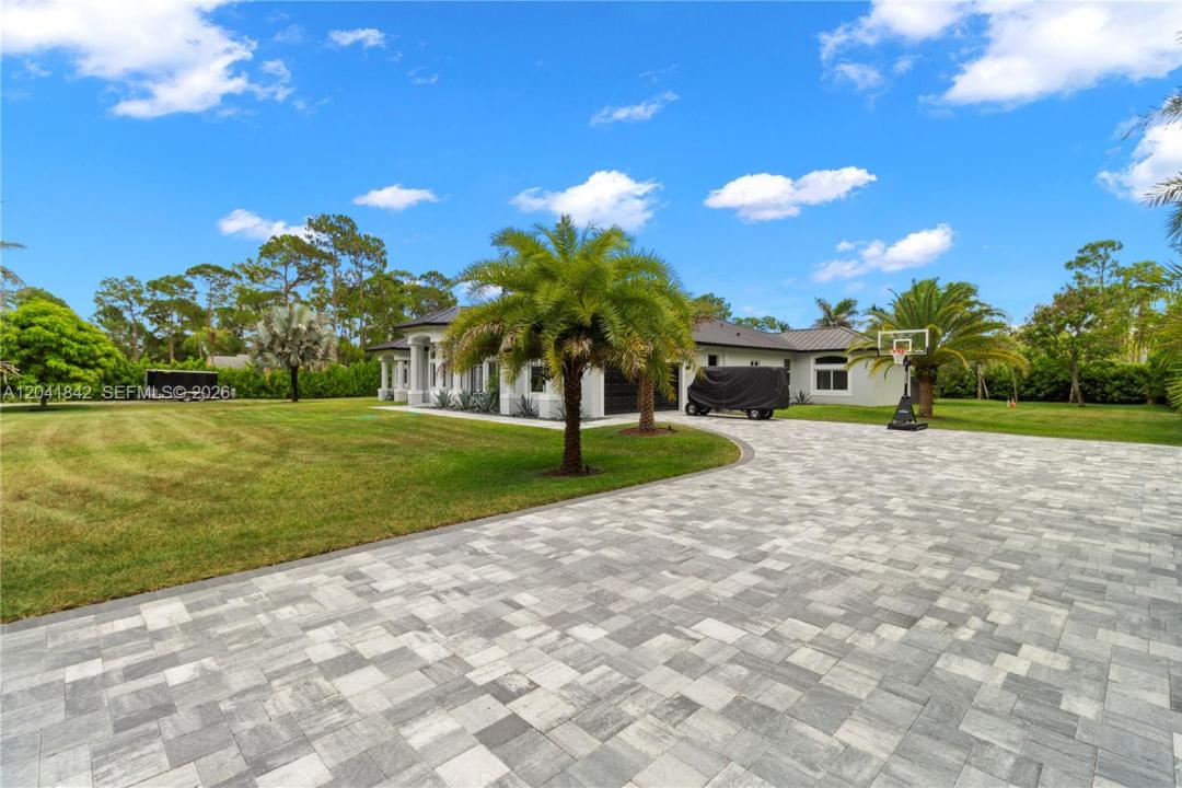 15436 N 92nd Ct N, Palm Beach, Florida 33412